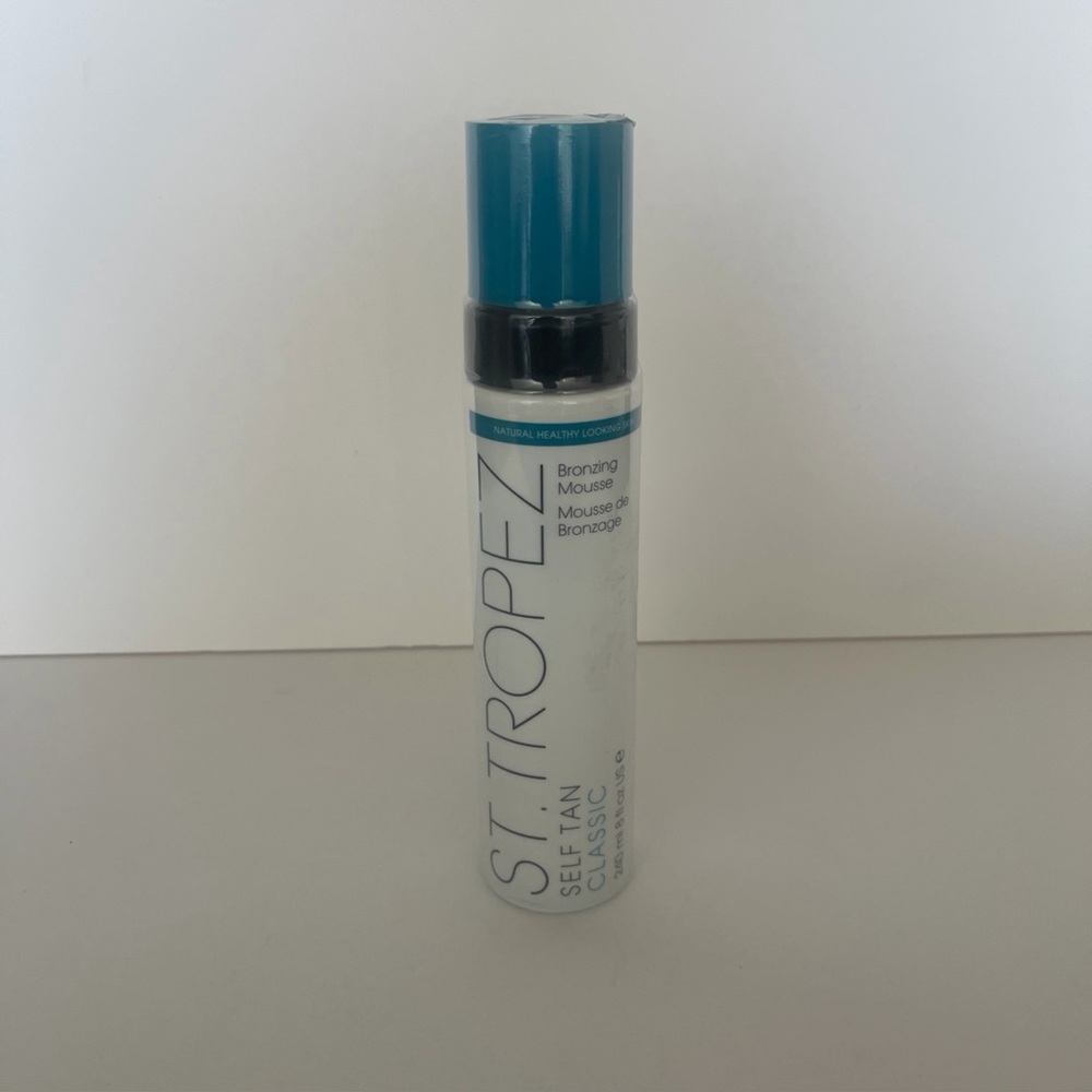 St. Tropez Self Tan Mousse with Blue Cap